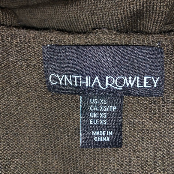 Olive green Cynthia Rowley hooded sweater vest. Size XS. Excellent condition. - Picture 5 of 5